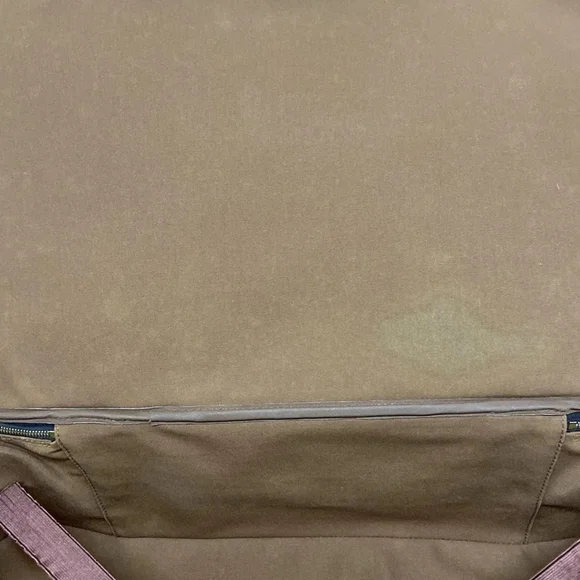 Louis Vuitton Classic Brown Monogram Travel Bag - Picture 9 of 14